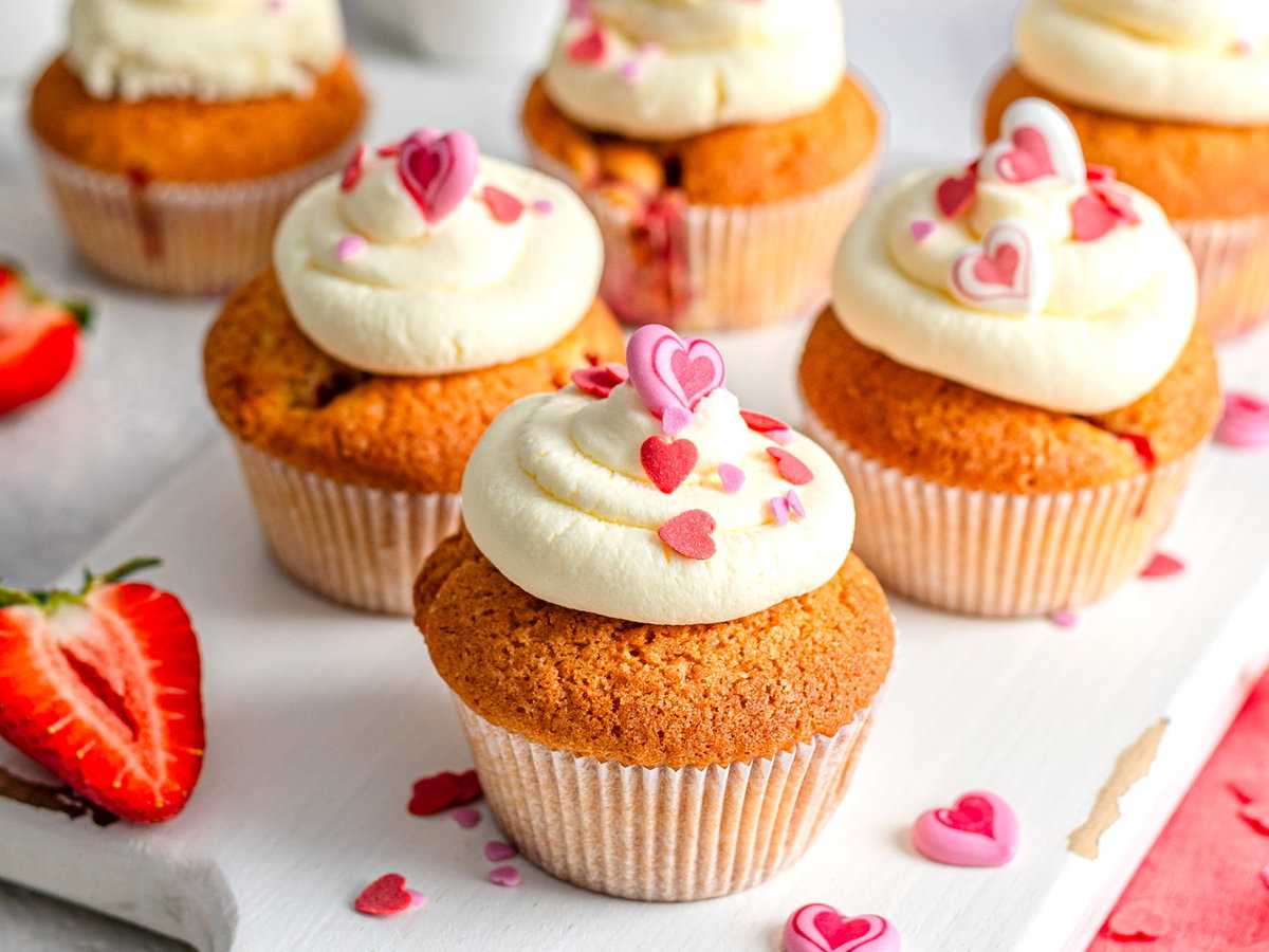 Erdbeer-Cupcakes in Herzform