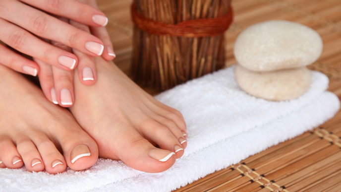 Schöne Nägel: Geheimtipps bei Nagelpilz
