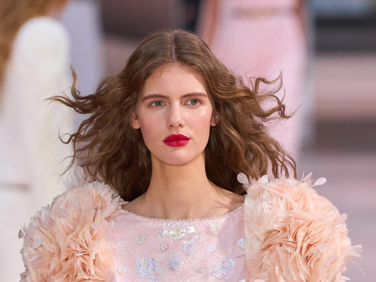 Model bei der Spring/Summer 2025 Haute Couture Show von Chanel