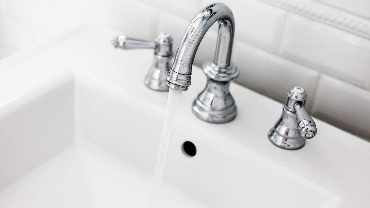 Waschbecken-Überlauf reinigen: Hausmittel & Tricks - so haben Gerüche und Schmutz keine Chance