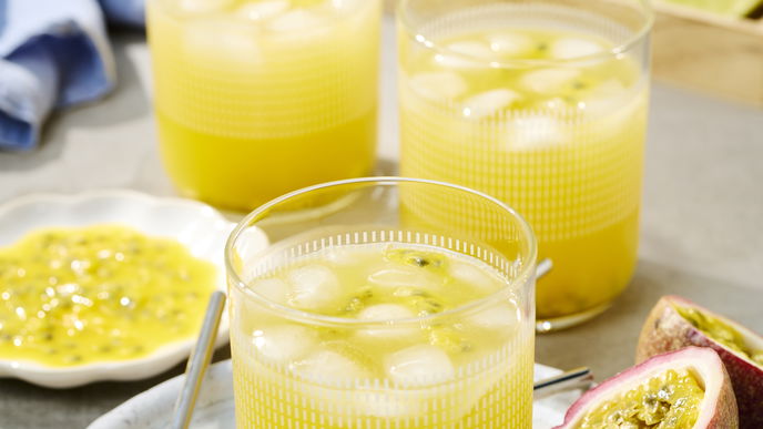 Maracuja-Cocktail mit Wodka: Das Rezept für den wohl fruchtigsten Drink des Jahres