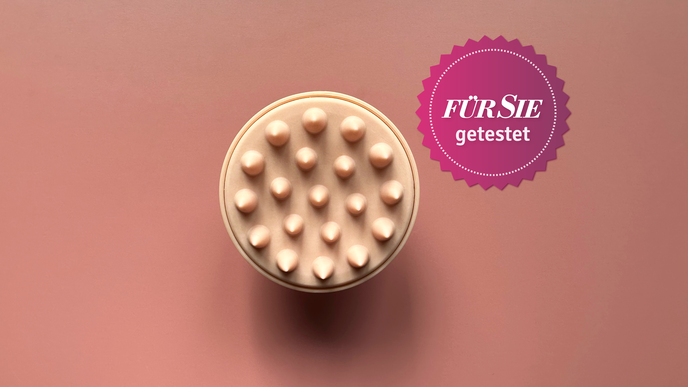 Scalp Brush Erfahrungen: Regt das Tool wirklich das Haarwachstum an? Ein Selbstversuch