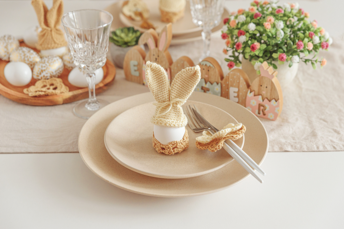 Stricken für Ostern - Eierwärmer im Osterhasen-Design