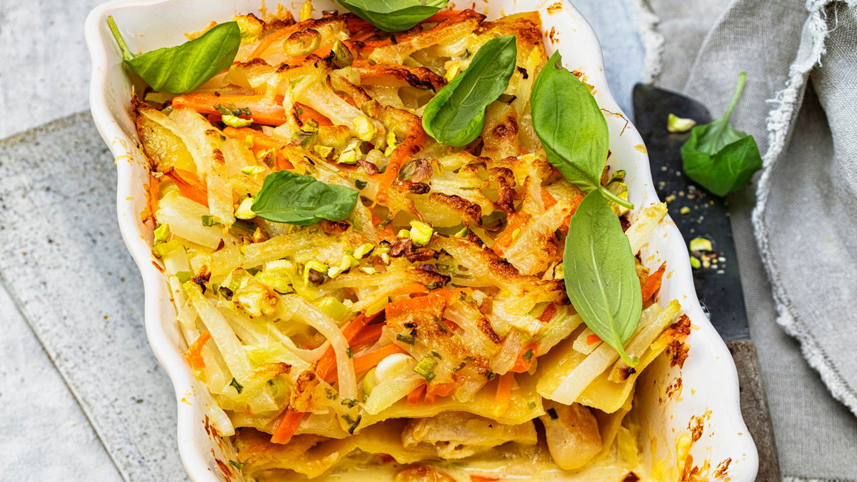 Das herzhafte Rezept für Kohlrabi-Hähnchen-Lasagne ist unser Frühlings-Highlight