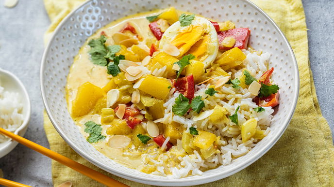 Veggie-Curry mit Paprika & Mango: Rezept für alle, die es scharf lieben (aber nicht zu feurig)