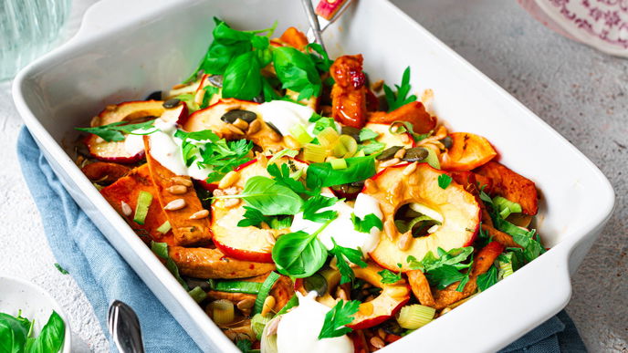 Rezept für Ofenschnitzel mit Süßkartoffeln & Apfelringen- und süßer Marinade, die wir lieben