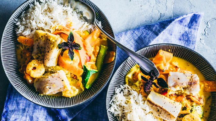 Seelachs & Garnelen in Currysauce: Das authentisches Rezept schmeckt wie in Thailand!