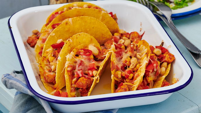 Das Rezept für Tacos mit Hähnchen & Erdnüssen steckt voller leckerer Zutaten