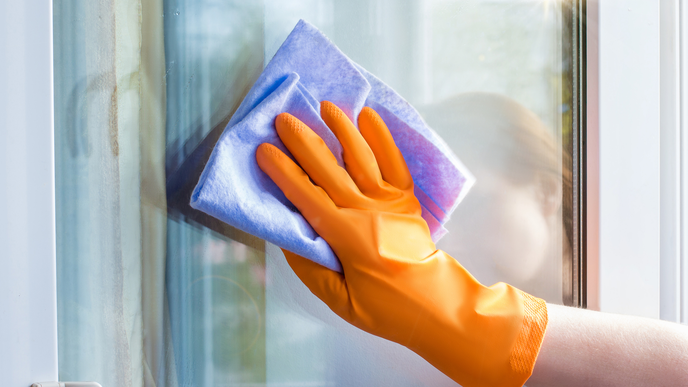 Wie oft Sie Fenster putzen sollten – und wann die beste Zeit dafür ist