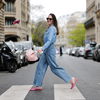 Cooler als Mom-Jeans: Modebegeisterte setzen im Sommer 2025 auf die Barrel-Jeans von Bonprix