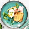 Croque mit Spinat & pochiertem Ei: Schnelles Rezept für das französische Sandwich