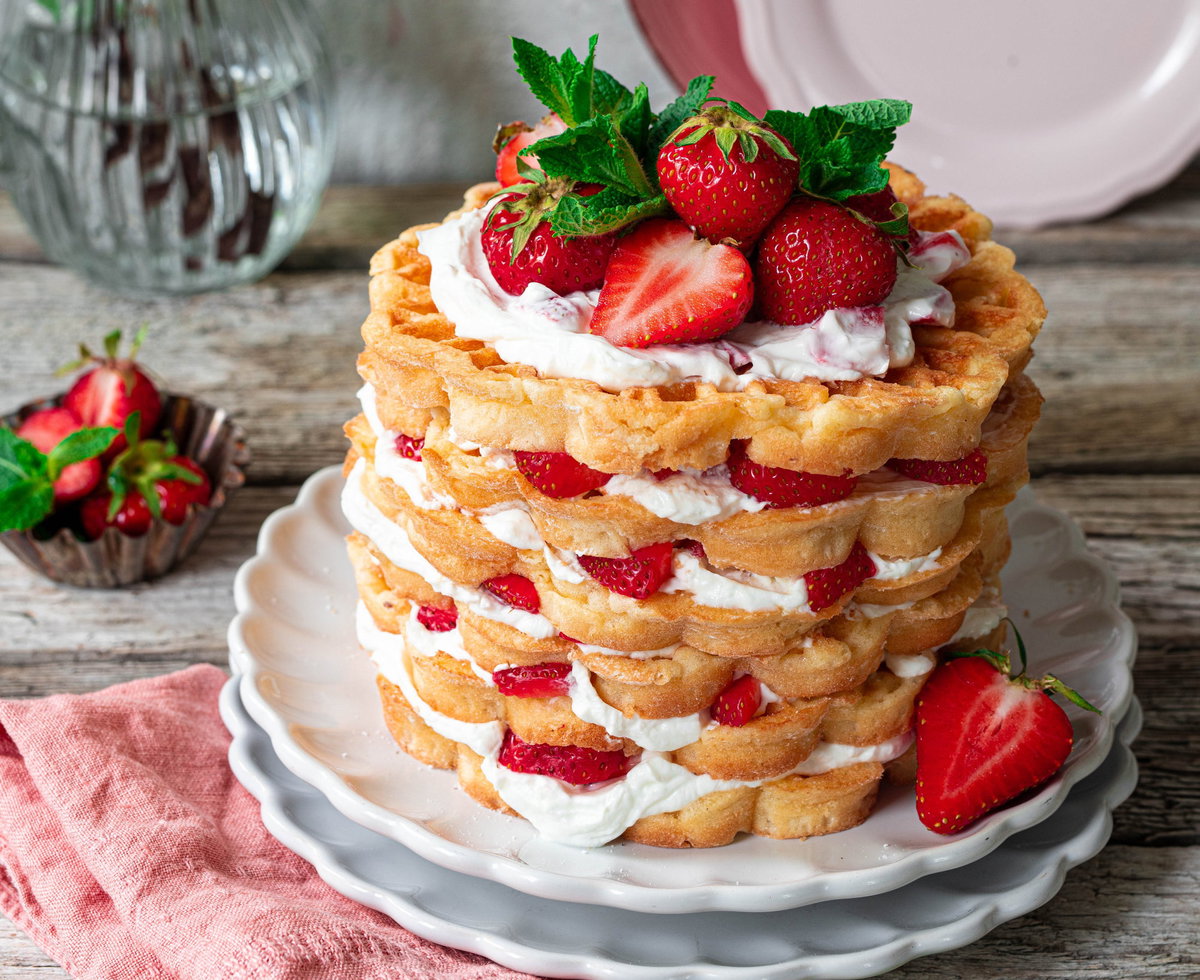 Erdbeer-Waffeltorte
