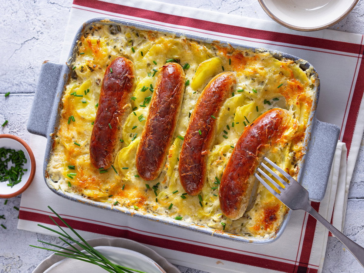 Kartoffelgratin mit Bratwurst