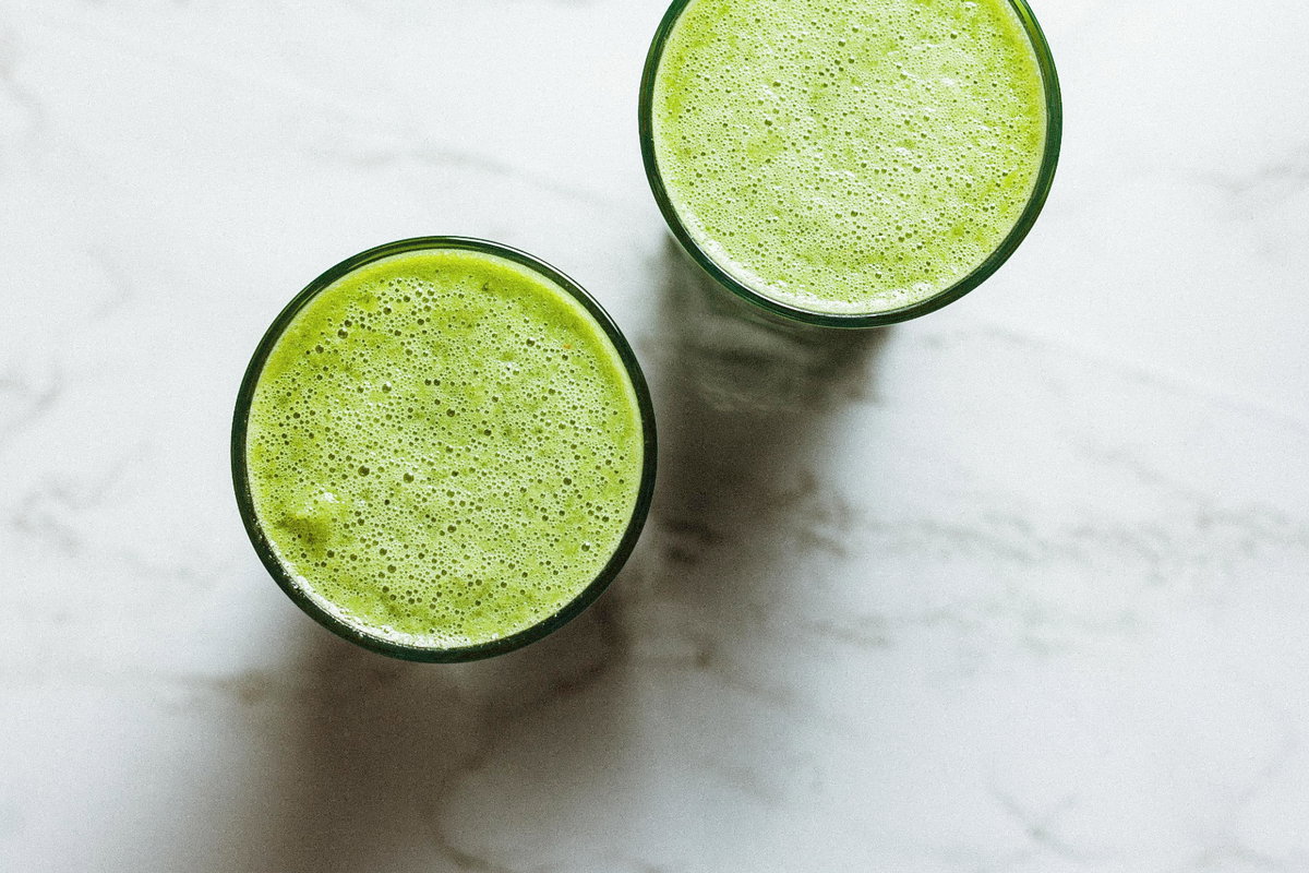 Matcha-Shake mit Mandelmilch