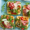 Herzhaftes Rezept für Pizza-Waffeln mit Parmaschinken & Rucola für Italien-Fans
