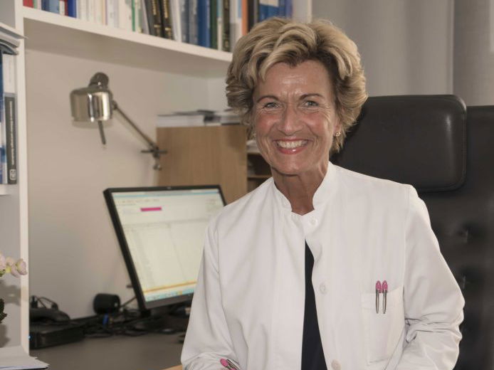 Professor Dr. Schumm-Draeger