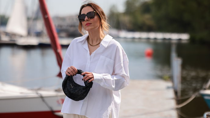 Capsule Wardrobe für den Urlaub 2026: Mit diesen 5 Tipps + Shopping-Ideen minimalistisch packen