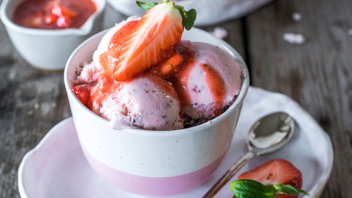 Von Erdbeer bis Champagner: Die leckersten Eis-Rezepte für den Sommer – ungewöhnlich oder klassisch