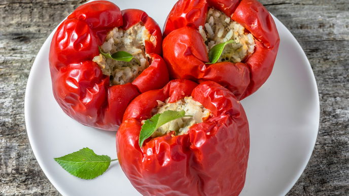 Das gesunde Rezept für die gefüllte Paprika zum Abnehmen ist deftig - und trotzdem kalorienarm!