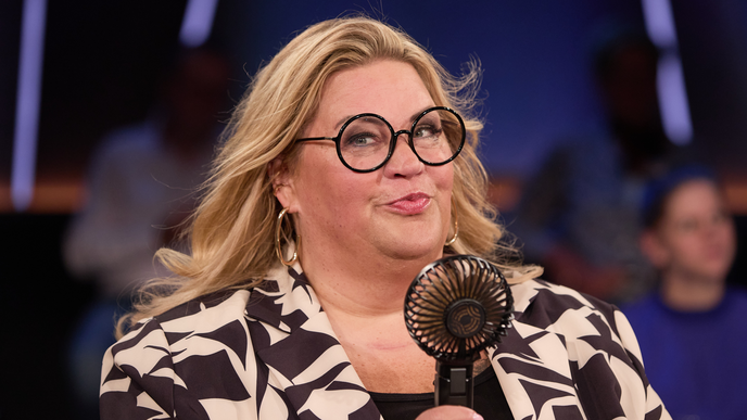 Ilka Bessin: Freund, Kinder, Vermögen, Größe & mehr - die Comedy-Queen im Porträt