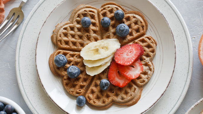 Waffeln ohne Zucker: Das schnelle Rezept zum Nachbacken versüßt uns den Tag – ganz ohne Zucker!