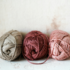 Welche Wolle ist zum Stricken für den Sommer geeignet? Diese 8 sind immer angenehm zu tragen