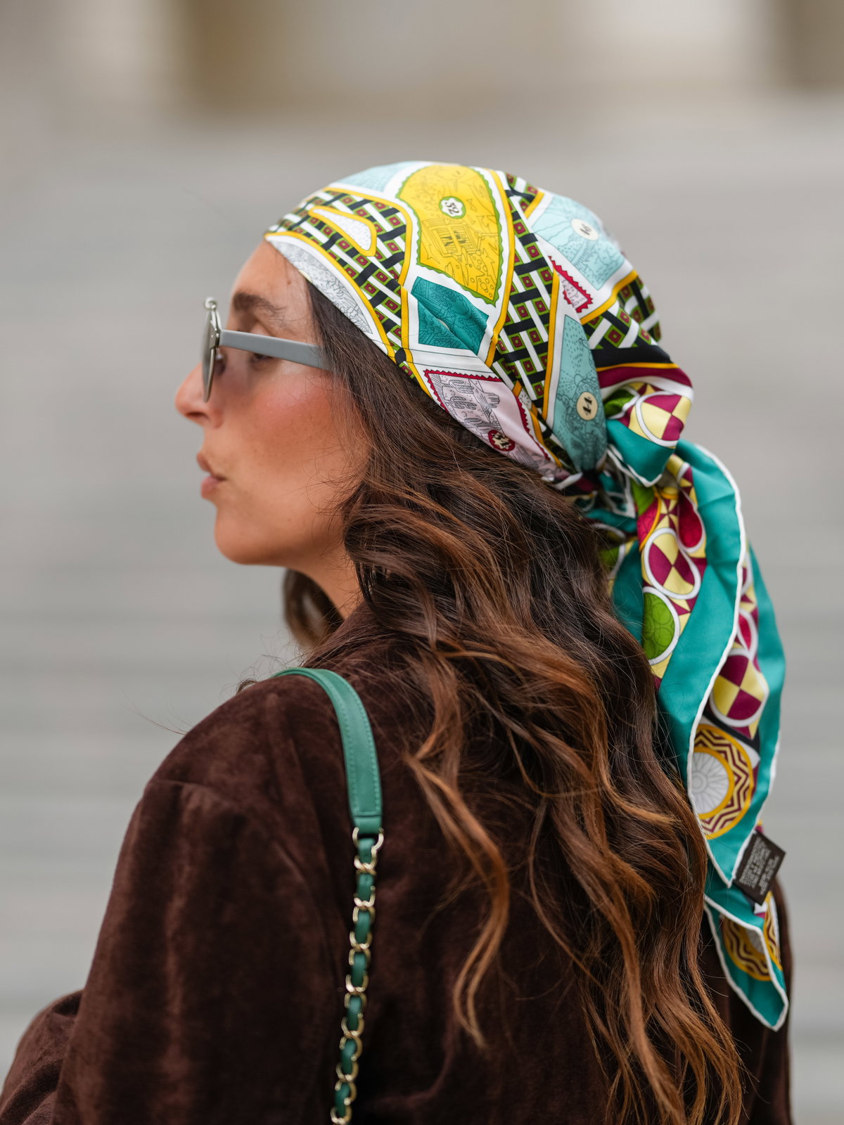 Bandana als Kopftuch binden