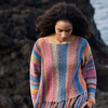 Herbst-Trend 2025: Boho-Pullover mit Fransendetails einfach kostenlos selber häkeln