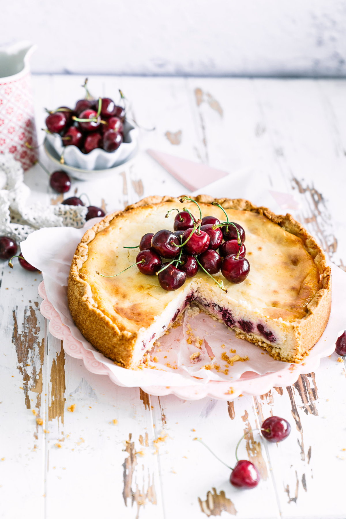 Käsekuchen mit Sauerkirschen