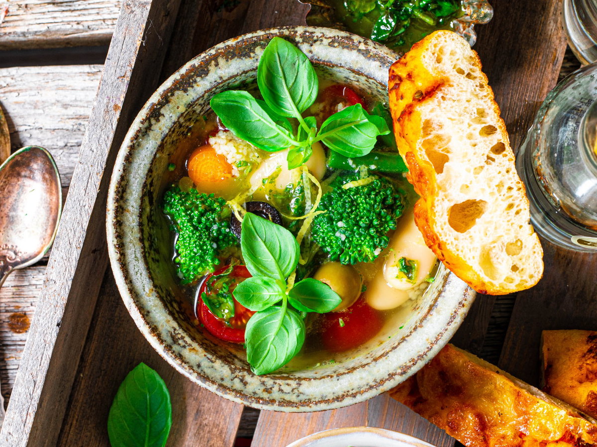 Sommerliche Minestrone