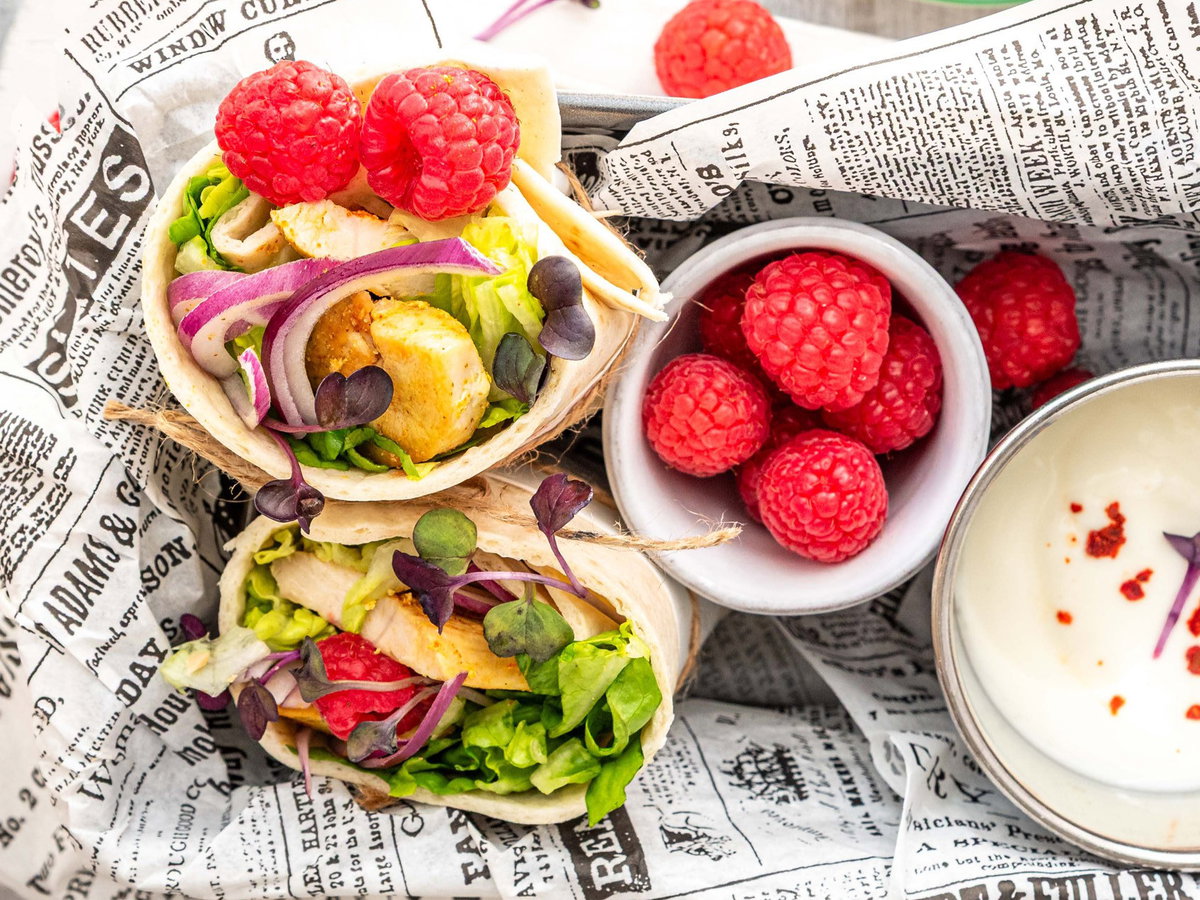 Wraps mit Hähnchen und Himbeeren