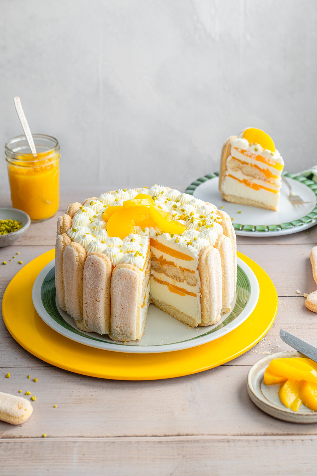 Pfirsich-Joghurt-Charlotte