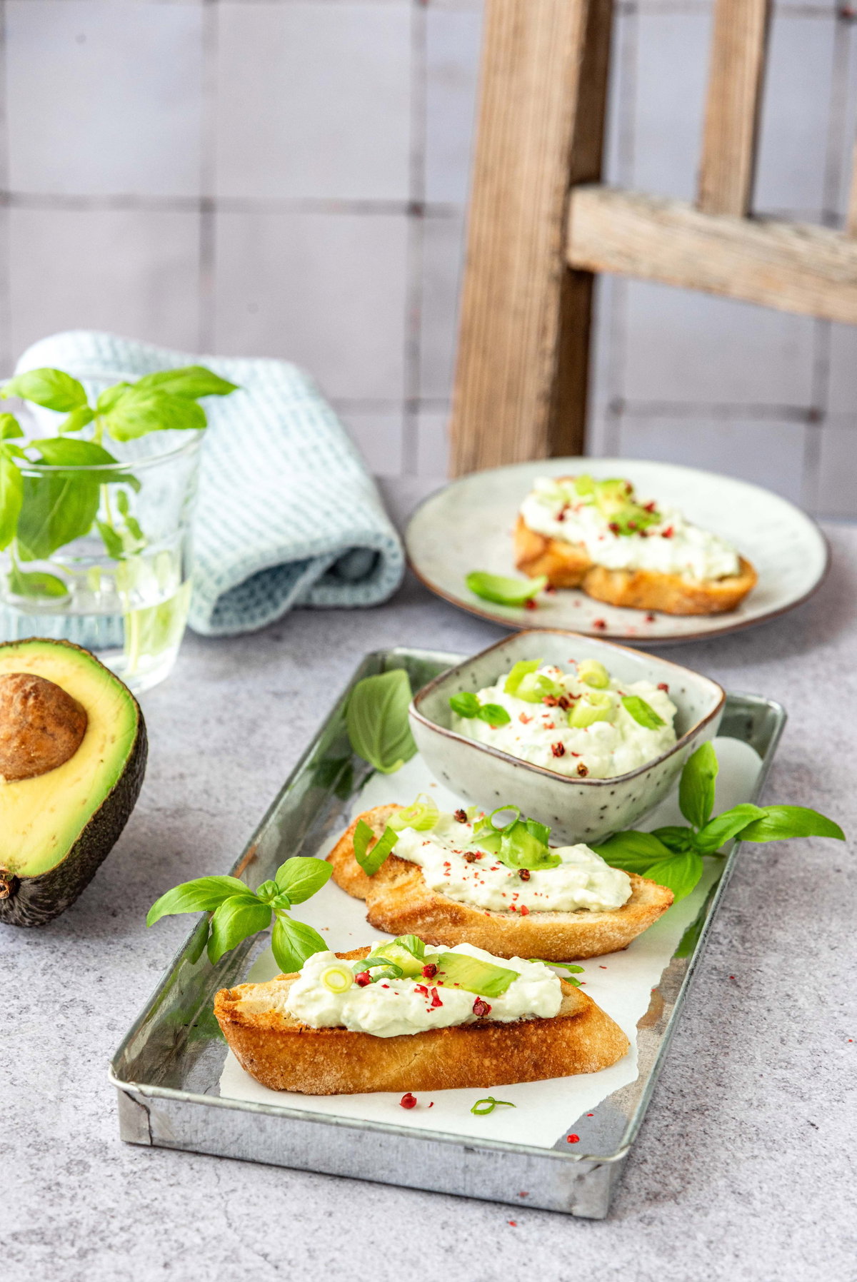 Avocado-Bruschetta
