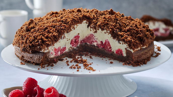 Himbeer-Maulwurfskuchen: Unser klassisches Rezept schmeckt fruchtig & schokoladig