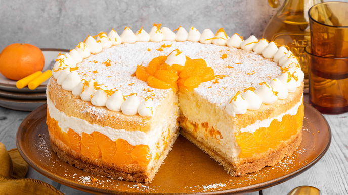 Käse-Sahne-Torte mit Mandarinen: Das klassische Rezept aus der Kindheit – wie von Oma