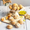 Unwiderstehlicher Knusper-Traum zu Weihnachten: Unser Rezept für Aprikosen-Pistazien-Amaretti