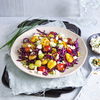 Gnocchi-Rotkohlsalat mit Trauben & Feta: Dieses schnelle Rezept ist perfekt für den Herbst