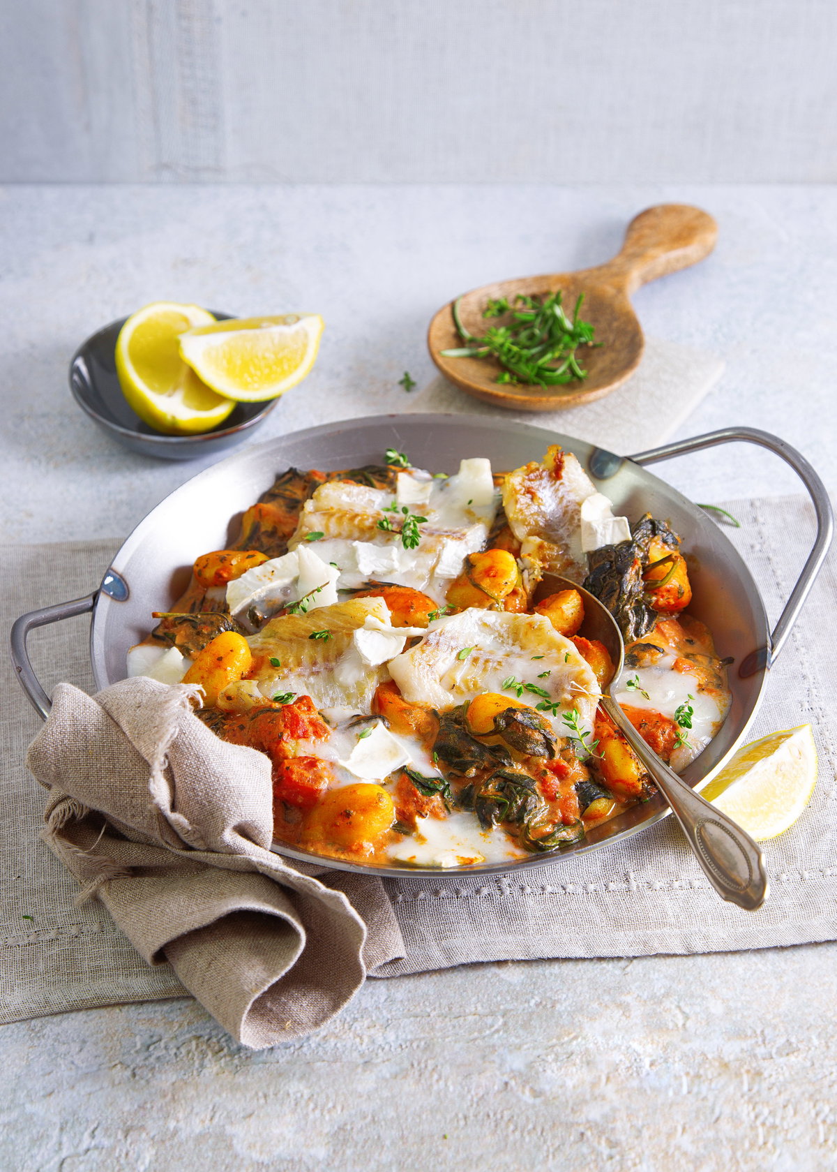 Gnocchi-Spinatpfanne mit Fisch