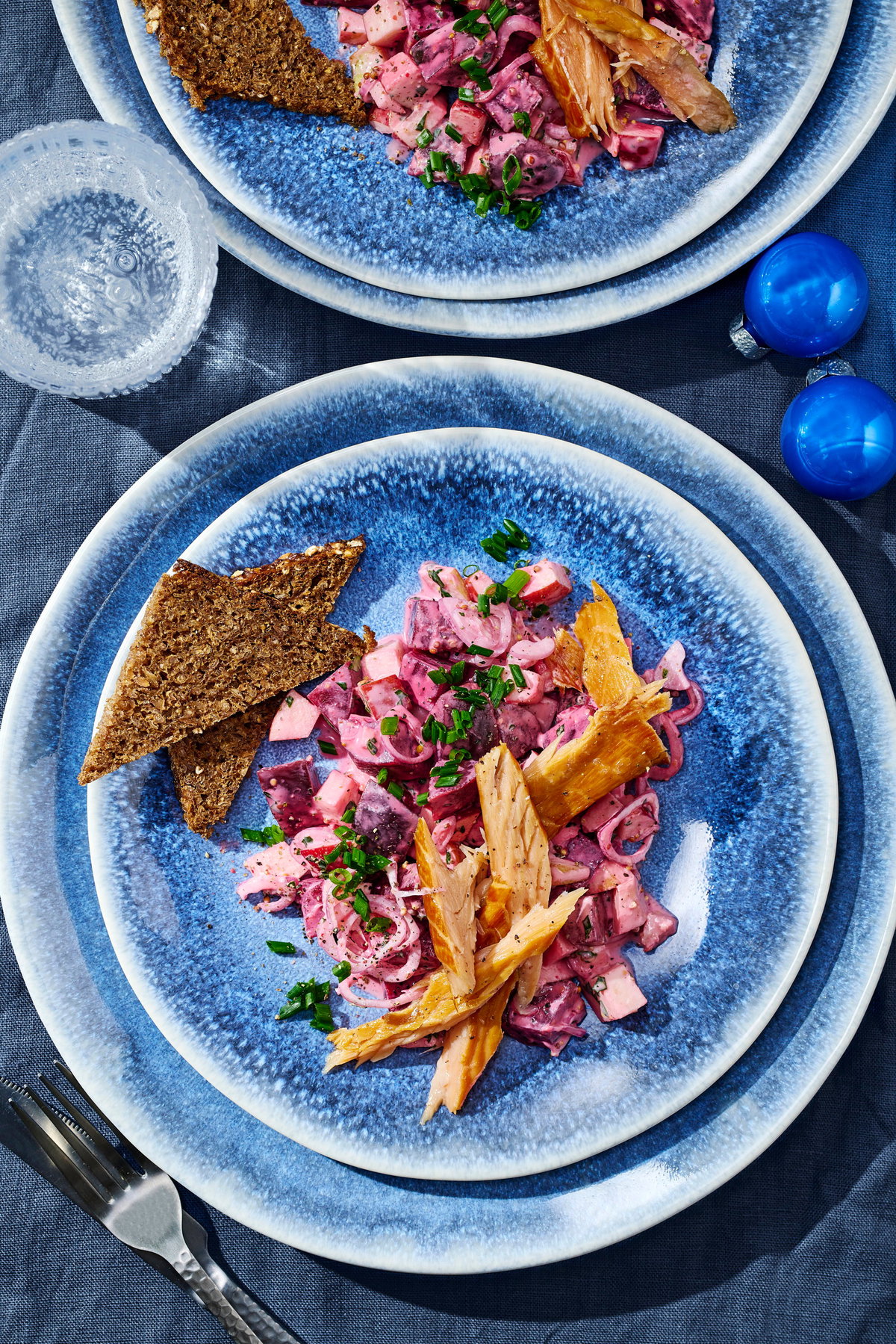 Rote-Bete-Apfelsalat mit Stremellachs