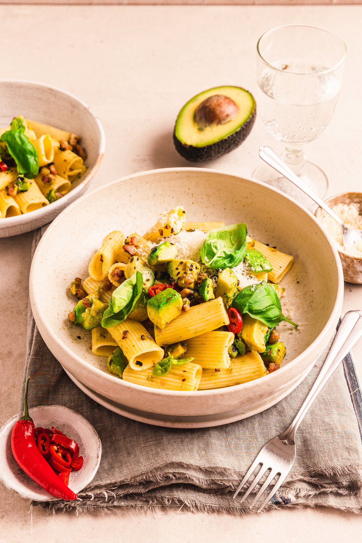 Avocado-Pasta mit Bacon