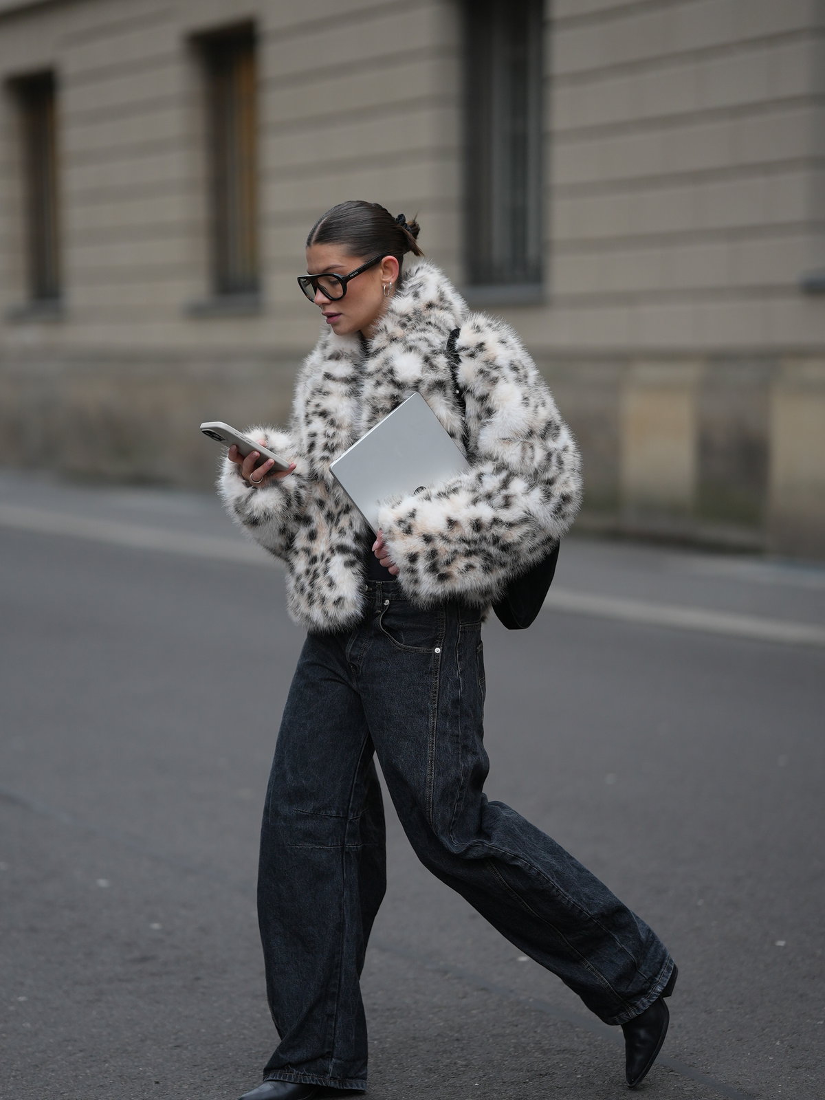 Streetstyle mit Barrel Jeans