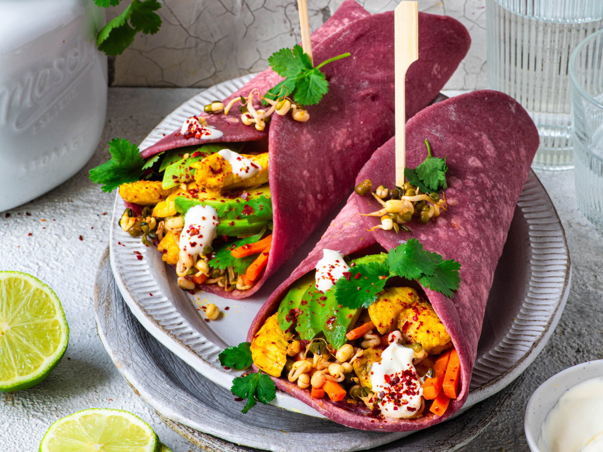 Curry-Hähnchen mit Rote-Bete-Wraps