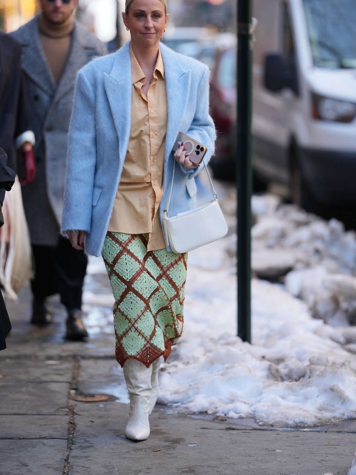 Mintgrün und Hellblau Streetstyle
