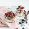 Overnight Oats mit Beeren und Kollagen: Das perfekte Frühstücks-Rezept für strahlende Haut