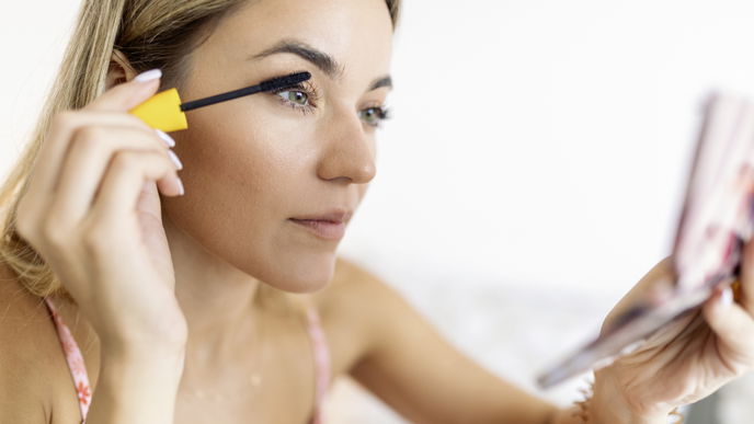 Die 3-Monats-Regel: Wann ist Ihre Mascara wirklich abgelaufen? Die versteckten Gefahren von Bakterien im Flakon