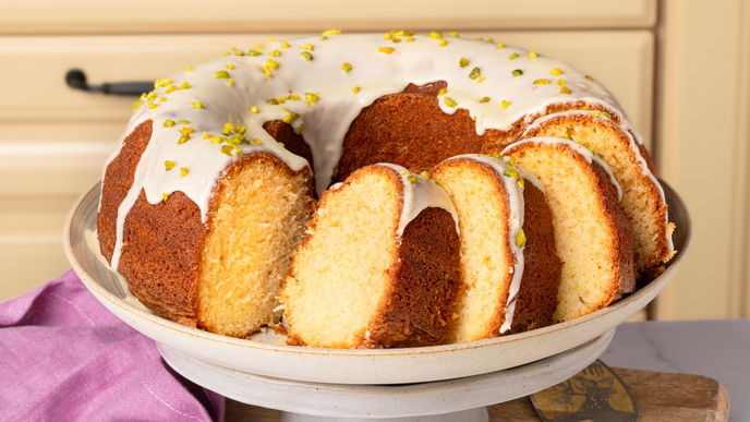Einfach, schnell, saftig: Unser Rezept für den Eierlikör-Rührkuchen ist perfekt für Anfängerinnen