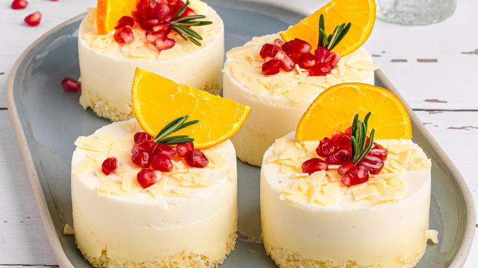 Sonnige Aussichten: Luftig-leichtes Rezept für Orangen-Buttermilch-Törtchen