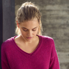 Dieses luftige V-Shirt von Lana Grossa ist das perfekte Strickprojekt für den Sommer