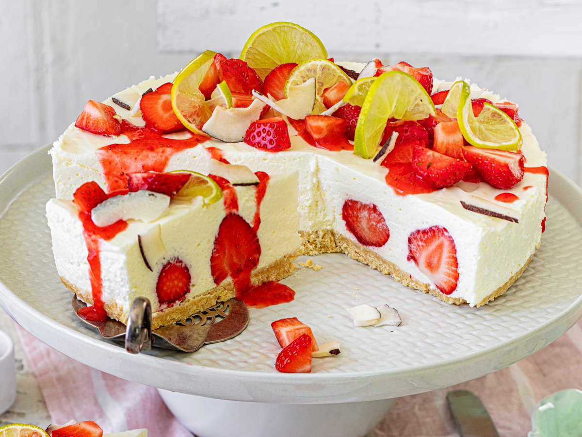 Erdbeer-Kokos-Cheesecake