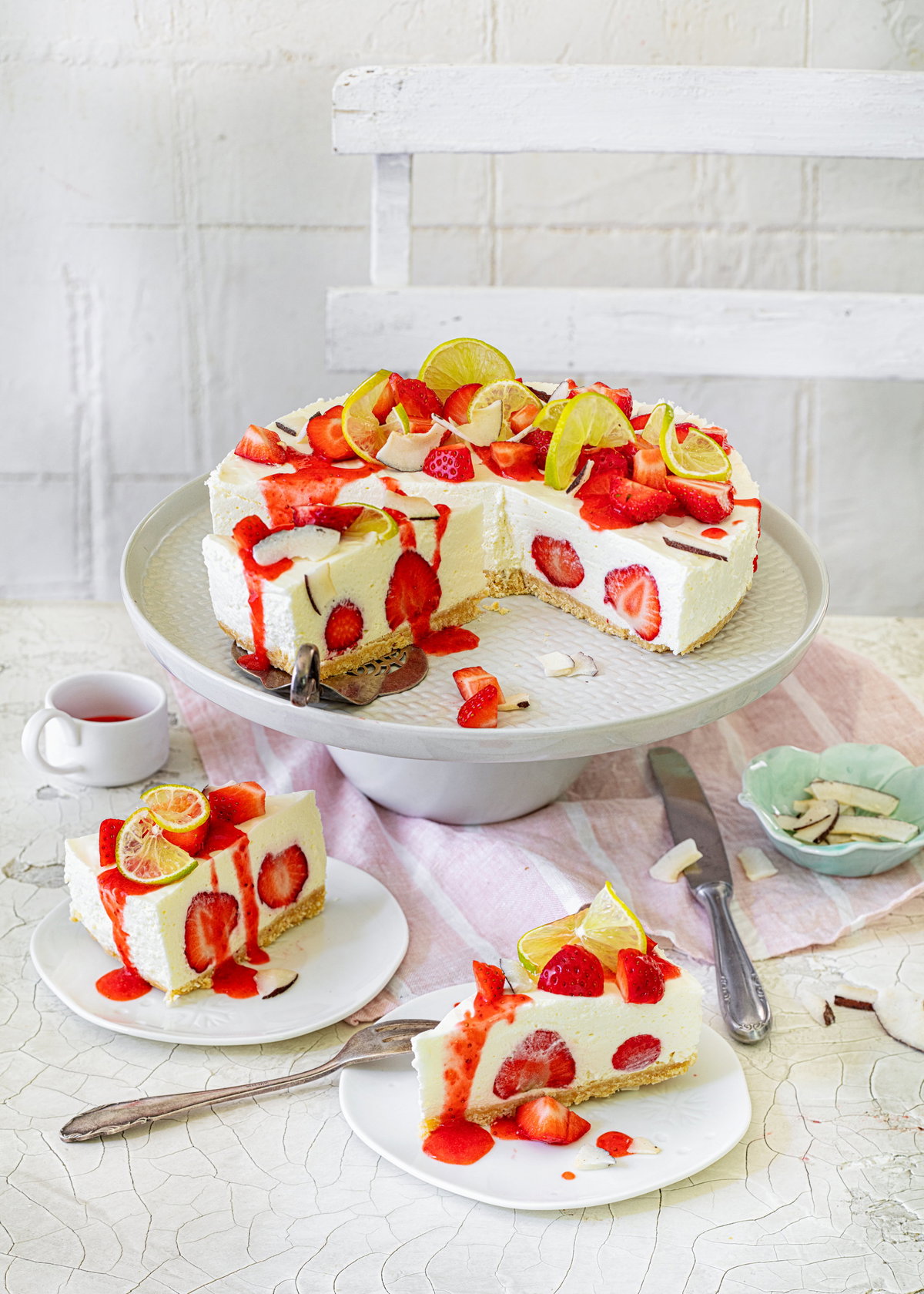 Erdbeer-Kokos-Cheesecake